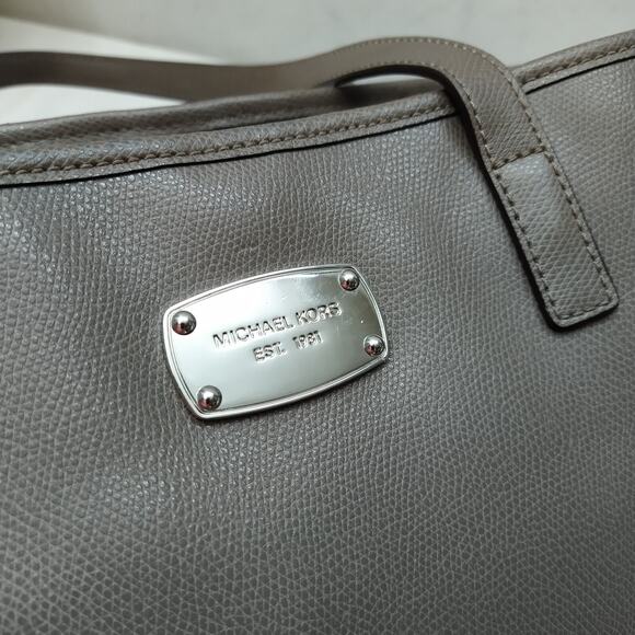 Michael Kors Gray Pebbled Leather Double Handle Tote Bag - Picture 4 of 16